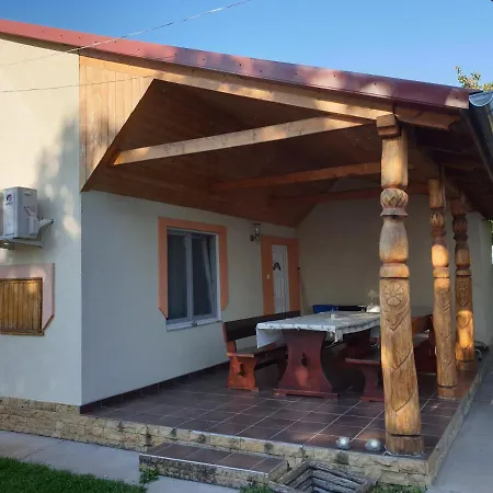 Famvarga Apartmanhaz Balatonfenyves Exterior foto