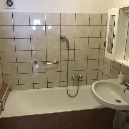 Famvarga Apartmanhaz Balatonfenyves Zimmer foto