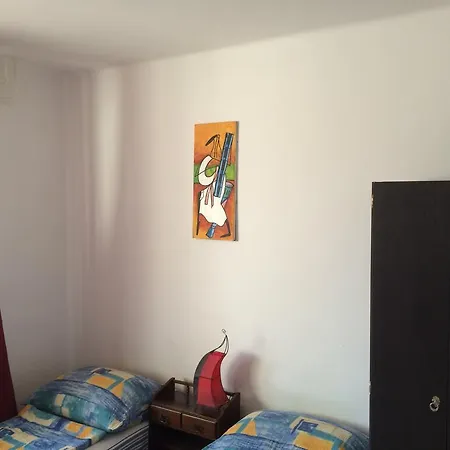 Famvarga Apartmanhaz Balatonfenyves Zimmer foto