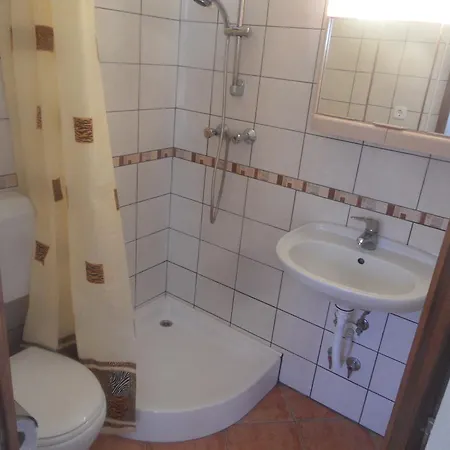 Famvarga Apartmanhaz Balatonfenyves Zimmer foto