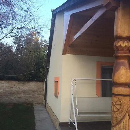 Famvarga Apartmanhaz Balatonfenyves Exterior foto