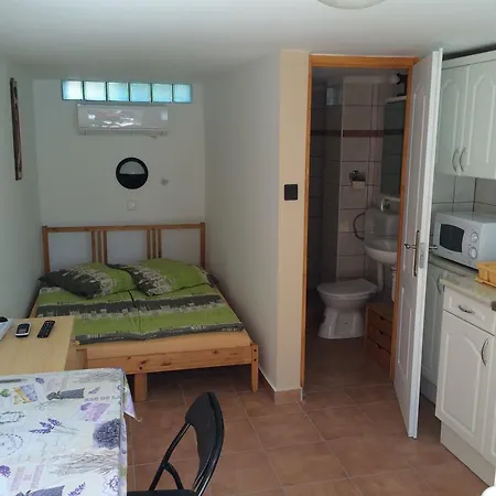 Famvarga Apartmanhaz Balatonfenyves Exterior foto