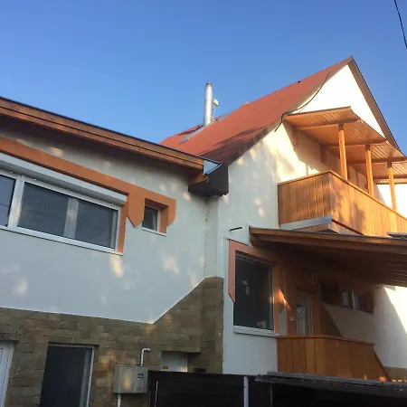 Famvarga Apartmanhaz Balatonfenyves Exterior foto
