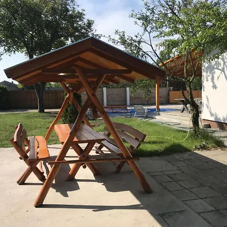 Famvarga Apartmanhaz Balatonfenyves Exterior foto