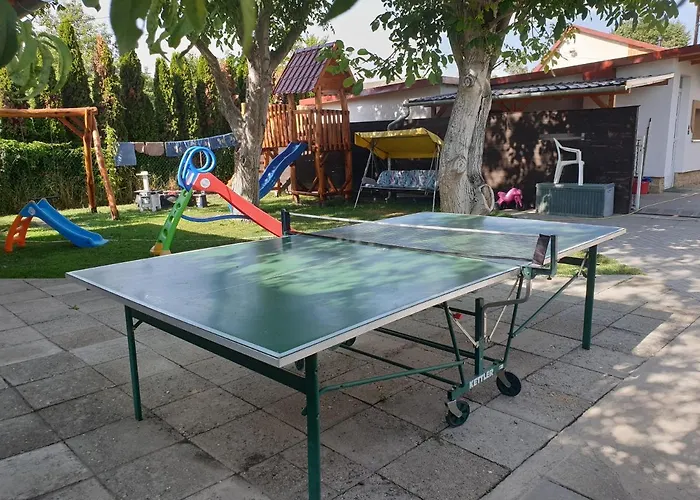 Famvarga Apartmanhaz
