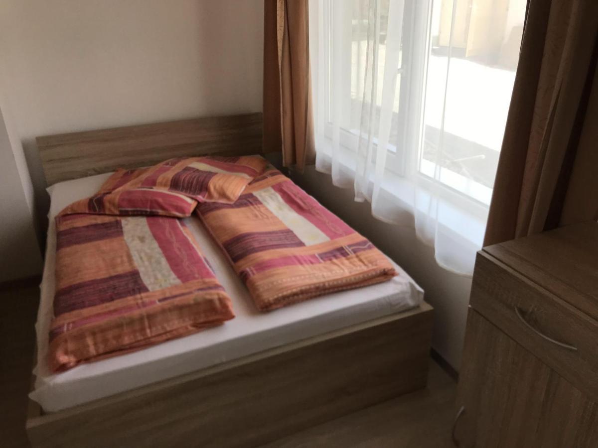 Famvarga Apartmanhaz Apartament
