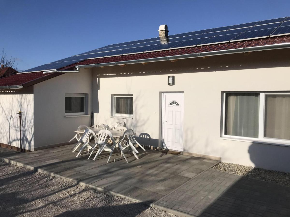 Famvarga Apartmanhaz Apartment Balatonfenyves