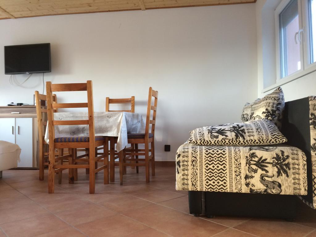 Famvarga Apartmanhaz Balatonfenyves