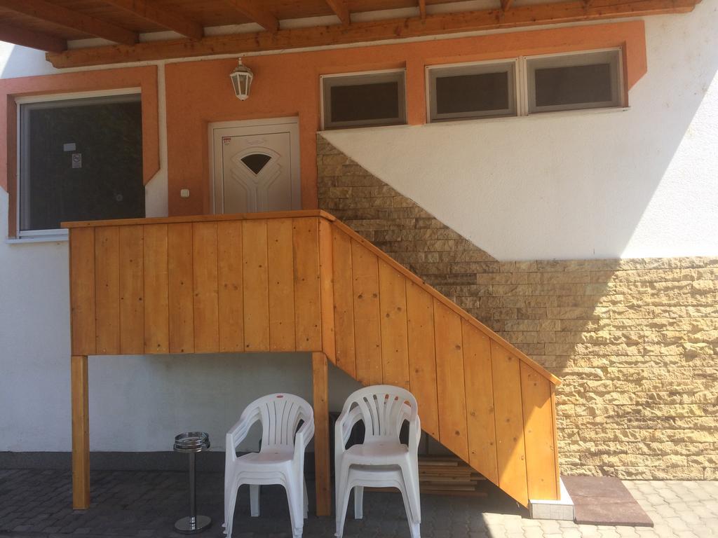 Apartment Famvarga Apartmanhaz *