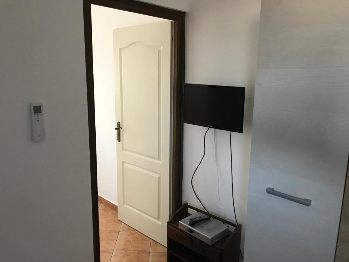 Apartment Famvarga Apartmanhaz *